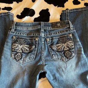EUC Womens Miss Me Straight Jeans